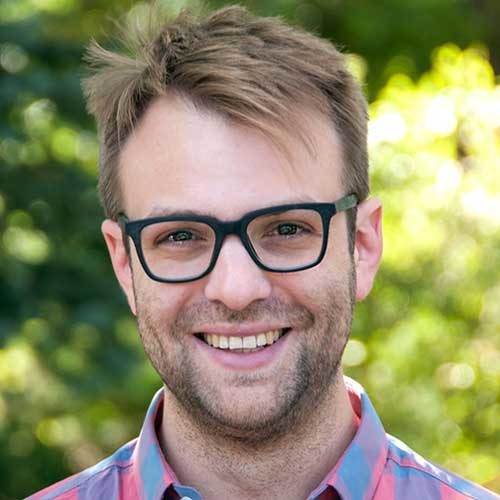 alex engel headshot